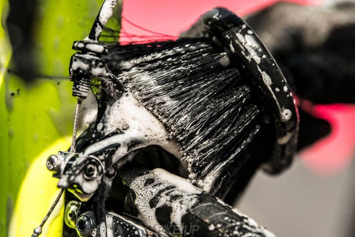 щітка MUC-OFF для рами та вилки