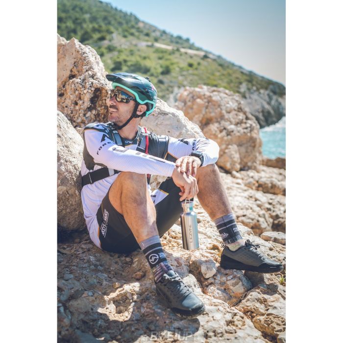 Фляга Lezyne CLASSIC STAINLESS BOTTLE Сталевий Y13